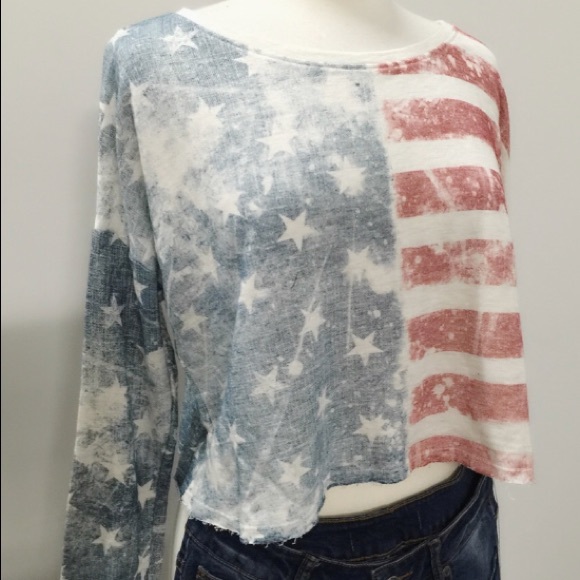 Aprlspirit Tops - THE RED AND BLUE CROP TOP IS IN THE HOUSE